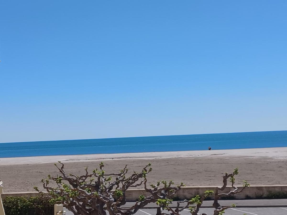 Superbe Appartement Avec Vue Sur Le Port Et Plage Saint-Pierre-la-Mer  Kültér fotó